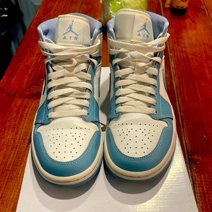 Womens Jordan 1 Mid (Blue - Sail)
